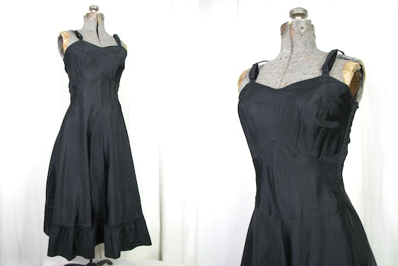 1940s Slip | Black Fit and Flare Full Slip | Vinta