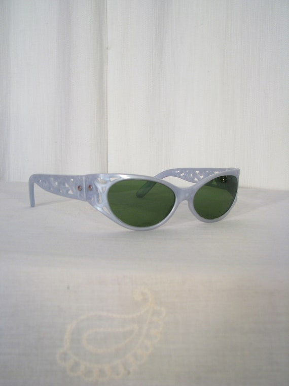 1950s Sunglasses / Vintage Wraparound Sunglasses 5