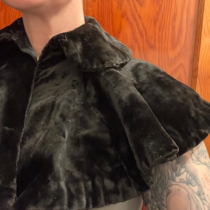 Antique Victorian Cape, Edwardian Capelet, 1800&#39;s Black Velvet Capelet 19th Century