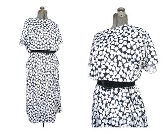 Plus Size 1980s Dress, 40s style Monochromatic Midi, 80s, Large High Waist Dress Black White