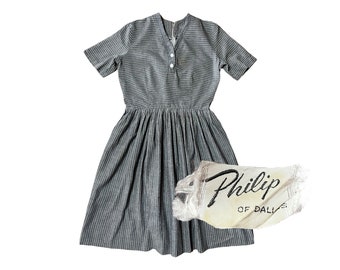 Striped 50s Cotton Dress, 1950s Shirtdress Frock, Gray Short Sleeve Dress, 30W As Is