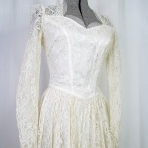 Vintage Wedding Dress, 1940s Simple Ivory Lace Wedding Gown