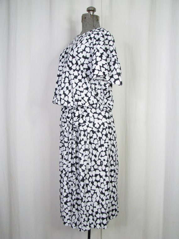 Plus Size 1980s Dress, 40s style Monochromatic Mi… - image 8