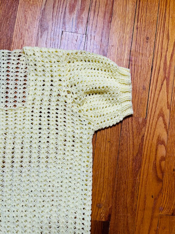Vintage 40s Style Sweater, Crochet Yellow Pullove… - image 5