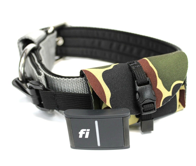 Fi 3 Tracker neoprene dog collar pouch stays super secure with side release adjustable buckle closure, interior elastic pouch, Velcro collar strap and heavy snap clip with elastic strap connects it securely to collar D-ring.