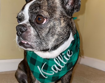 Christmas Dog Bandana - Personalized Dog Bandana - Red & Green Dog Bandanas - Pet Neckwear - Dog Clothing - Dog Gift - Pet Accessories - Dog