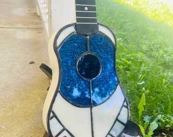 Evil Eye Stained Glass Front Ukulele Lamp