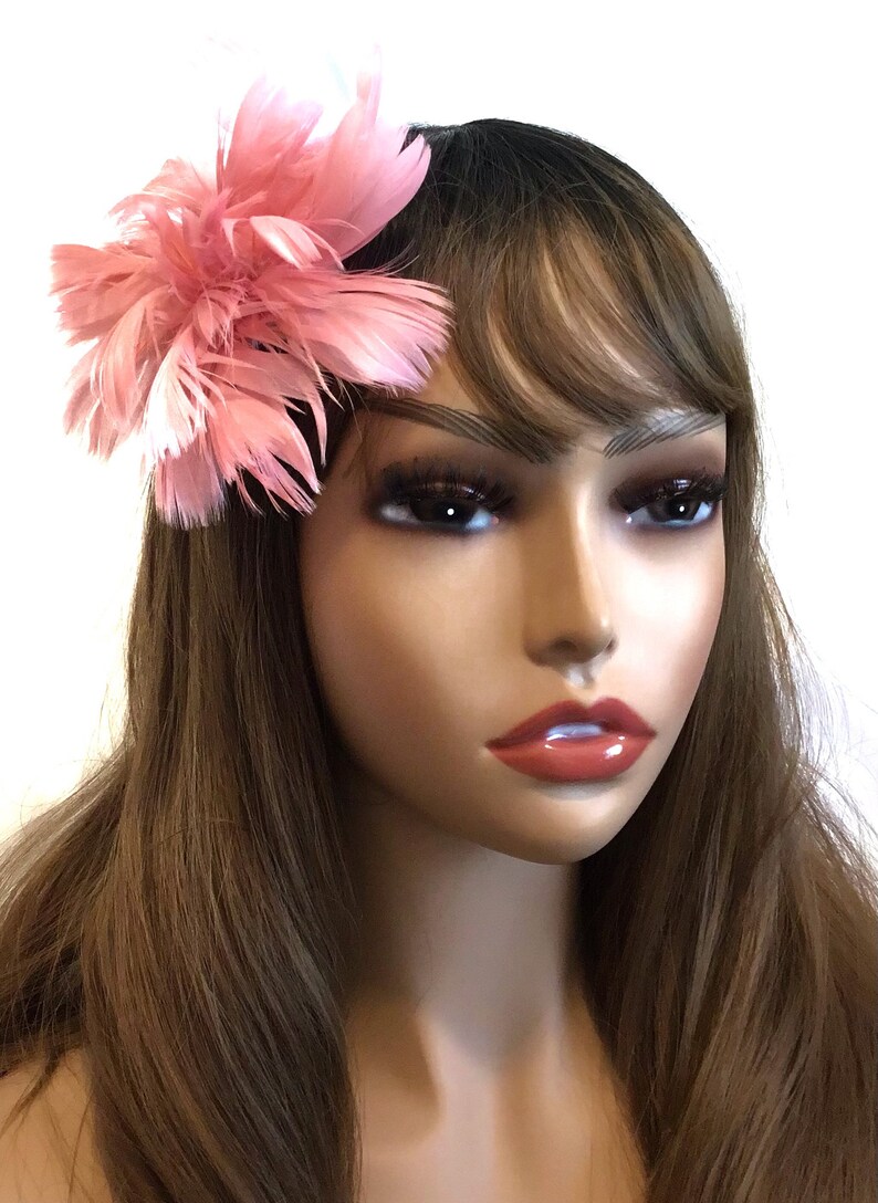 Light Rose Powder Pink Feather Fascinator Hair Clip Accessory...Handmade in the USA afbeelding 2