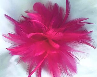 Magenta Pink / Purple Feather Fascinator Hair Clip - Etsy display picture 1