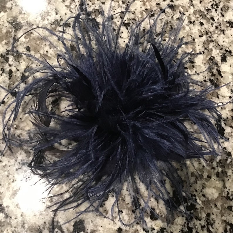 Dark blue, navy. Ostrich feather flower Fascinator Hair Clip or Brooch Pin. Handmade in USA. zdjęcie 2