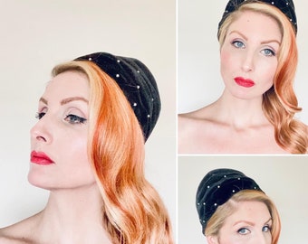 Vintage 1950s hat / 50s toque hat / Rhinestones / Black velour / Classy