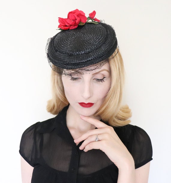 Vintage 1950s Hat / 50s Straw Hat / Red 