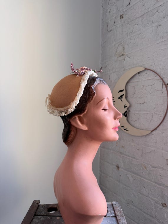 Vintage 1950s hat / 50s straw hat / straw bonnet … - image 8