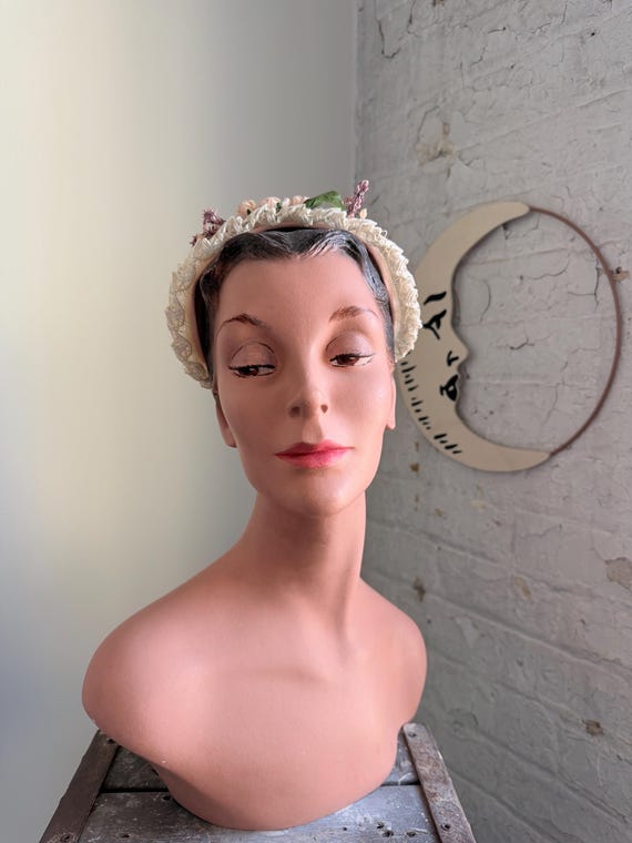 Vintage 1950s hat / 50s straw hat / straw bonnet … - image 9