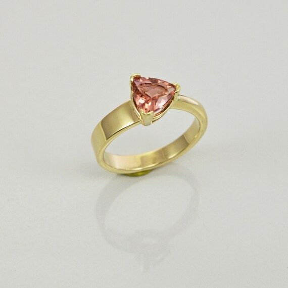 gold ring for wife birthday