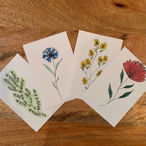 Set of 8 small hand-painted cards image 2