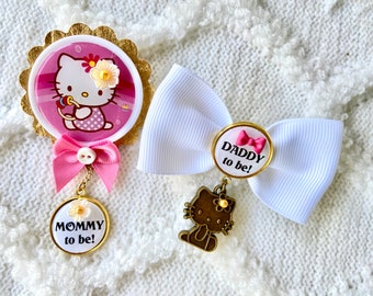 HELLO KITTY Mommy To Be Baby Shower Corsage - SMALL Hello Kitty Badge Pin - Mommy and Daddy Brooch Pin Set - Ribbon Corsage Brooch