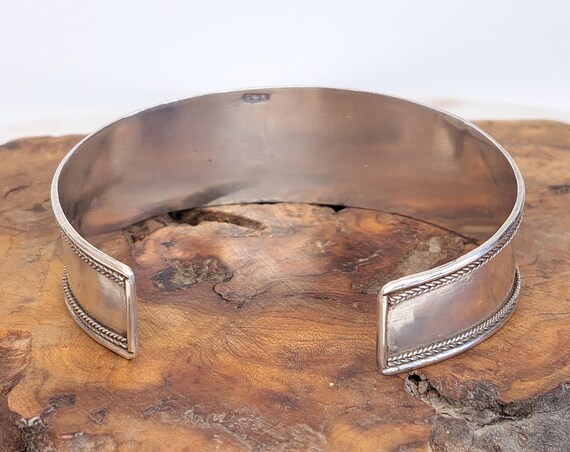Vintage Lightweight Solid Silver Tribal Cuff Brac… - image 6