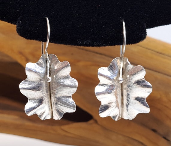 Hand Crafted Sterling Silver 925 Leaf Earrings Ha… - image 1