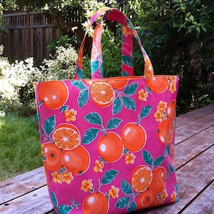 Oilcloth Tote Bag Pink with Oranges, Handmade Shopping Bag, Market Tote, Reusable Grocery Bag, Pink Orange Retro Shopping Tote, Spring Bag