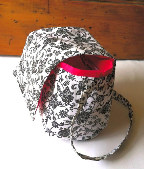 Black and White Insulated Lunch Tote, School Lunch Bag, Work Lunch Tote