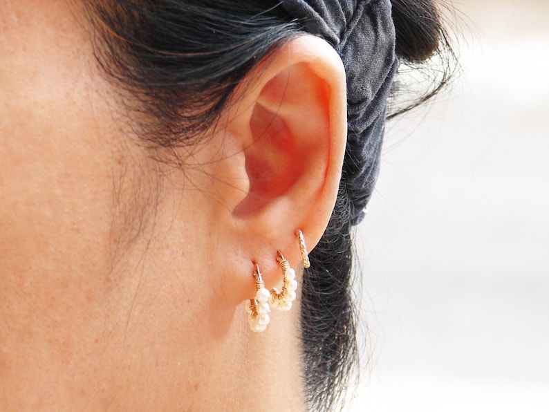 Small Grey Pearl Hoop Earrings. 14K GF Hoop Earrings. Wire image 4