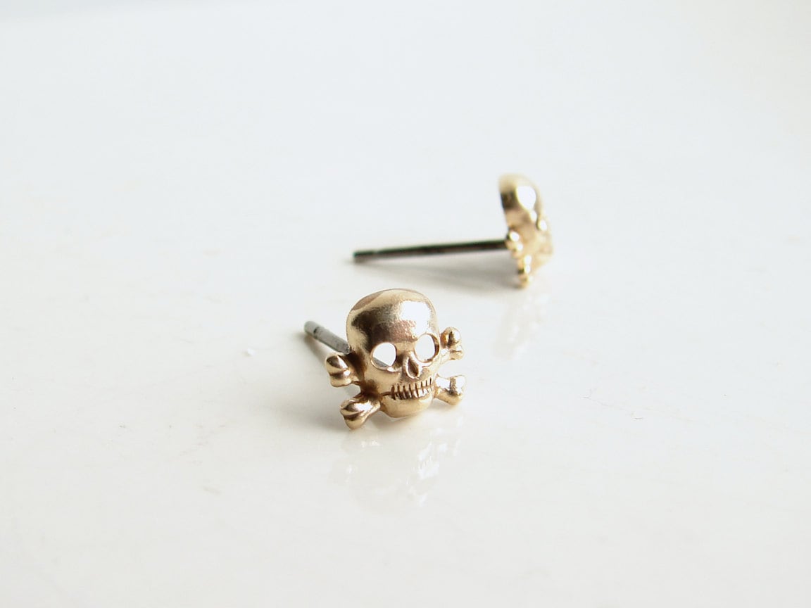 Teeny Tiny Gold Skull Earrings. Brass Skull Stud Earrings. - Etsy