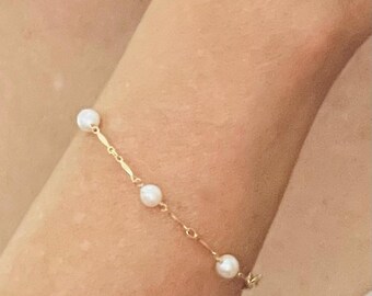 Real Freshwater Pearl Bracelet, Station Pearl Chain Bracelet, 14K GF Bar Chain, Minimalist Bracelet, June Birthday, Bridesmaid Gift