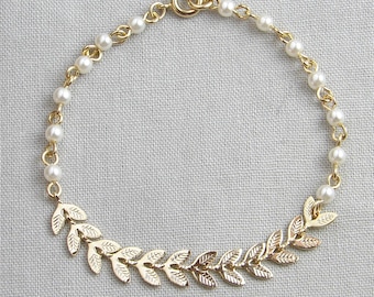Laurel and Pearl Bracelet ~ Gold Leaf Bracelet ~ Pearl Chain ~ Laurier ~ Chevron ~ Fishbone ~ Gift for Her