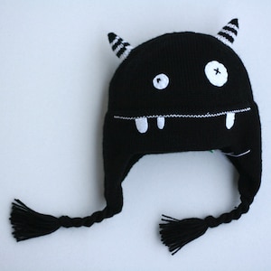 Monster knitted baby hat - Child knit hat - Infant monster hat  - Kids monster knitted hat