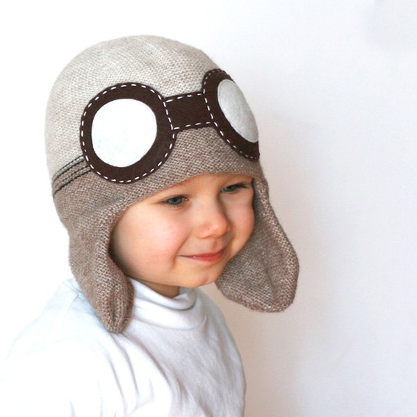 Kids aviator hat, knitted in wool alpaca blend in beige color, with the felt goggles, soft and warm