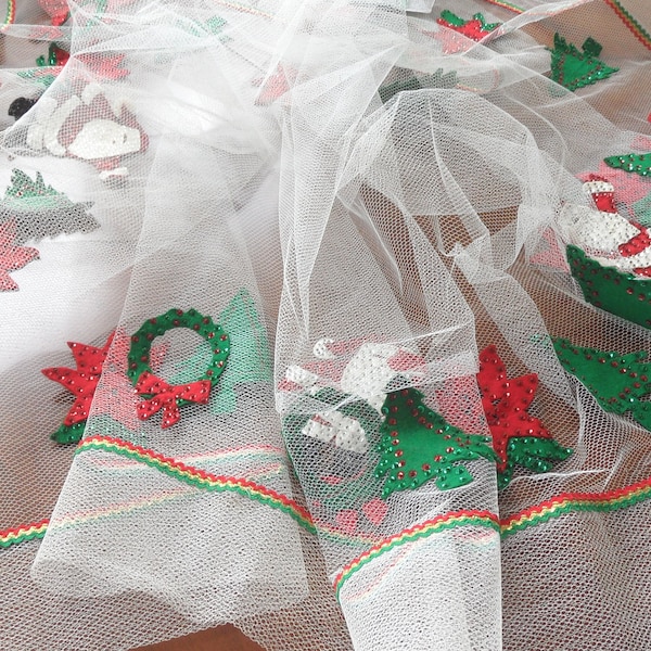 Net tablecloth w sequin felt appliques / vintage Christmas sheer net tulle table cover 60x76