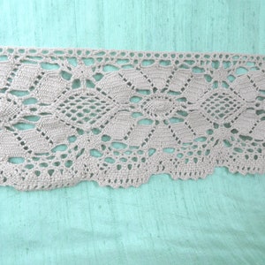 3.5 yards of wide lace / vintage, 4&quot; wide, deep beige, cotton bobbin lace
