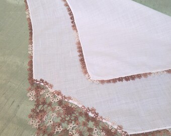 Tatted handkerchief / vintage brown ombre hankie