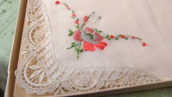 Set of 3 embroidered floral and lace handkerchief… - image 6