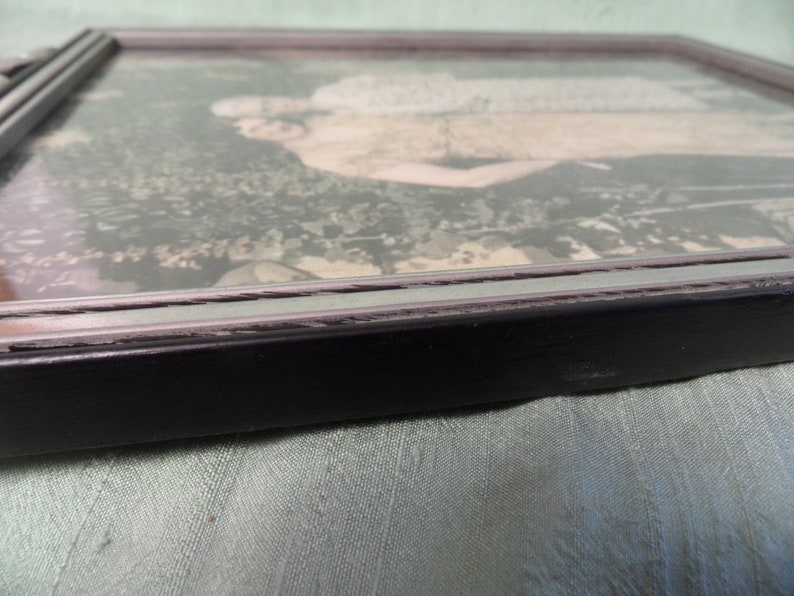 Decorative picture frame in silver and black antique vintage carved wood 8 x 10 with women