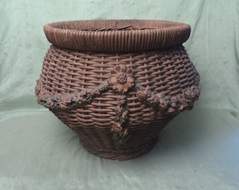 Barbola wicker basket  / large antique vintage basket with flower swag / 10.5"