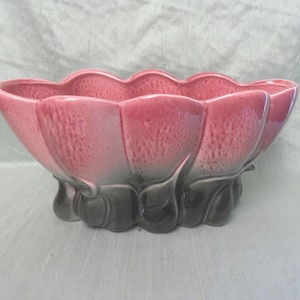 Burgundy and black leaf planter / vintage large scallop vase / 10&quot;