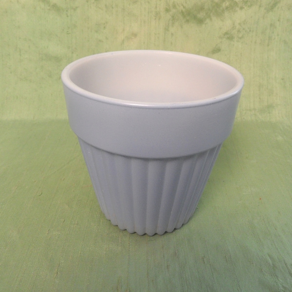 Small glass ribbed planter / vintage blue and white, as is