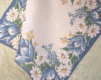 Blue and white daisy handkerchief / vintage floral hankie