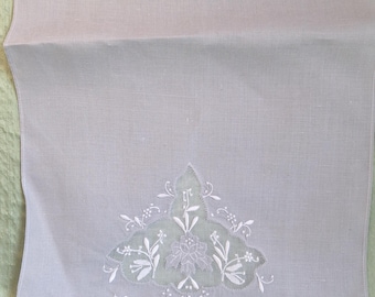 Grey linen floral embroidered guest hand towel / vintage, retro bath towel / sheer insert