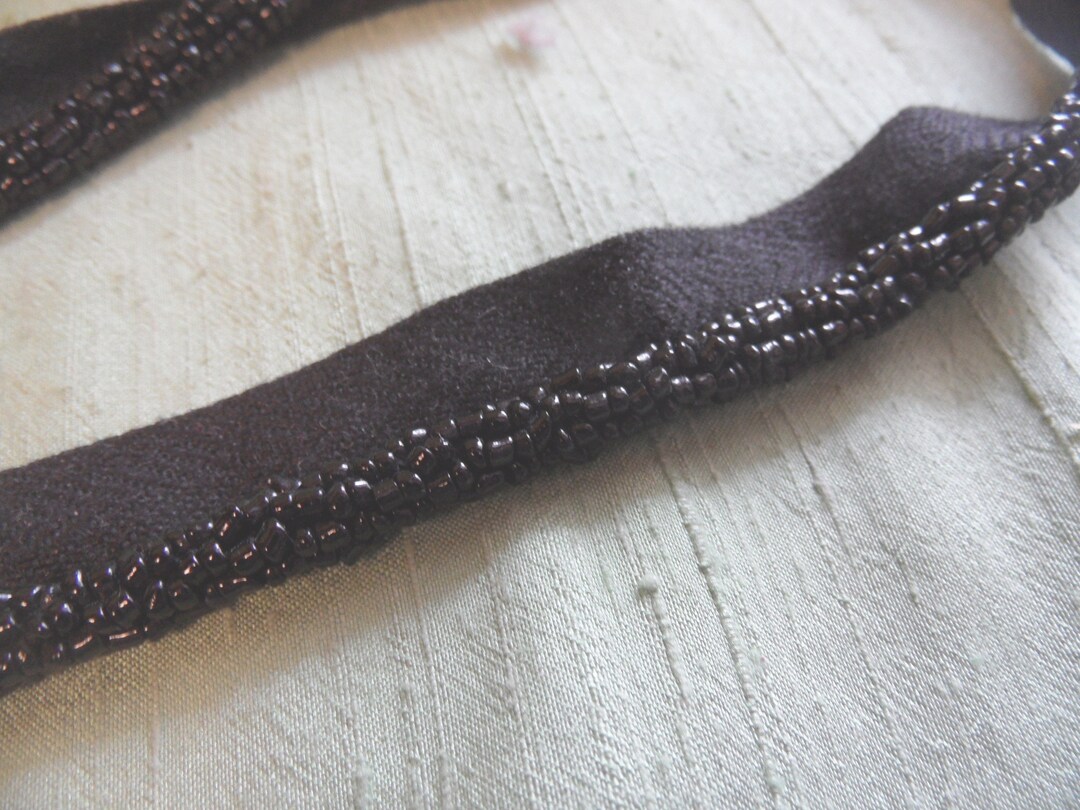 10 Yards of Black Beaded Edge Trim / Vintage Bead Lip Cord, Seed Bead