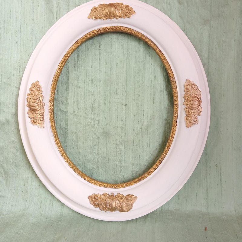 Vintage Ivory main image 1