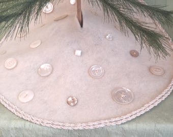 Button tree skirt / small feather Christmas skirt / 14.5" table top