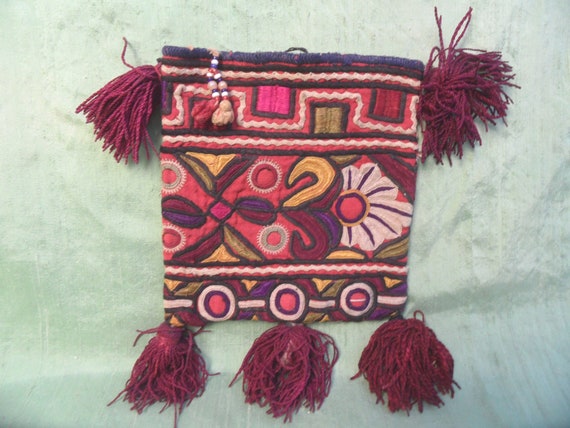 Embroidered hilltribe small handbag / vintage tri… - image 1