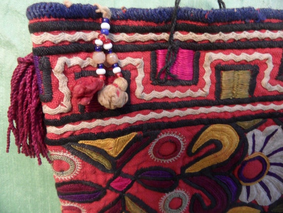 Embroidered hilltribe small handbag / vintage tri… - image 6