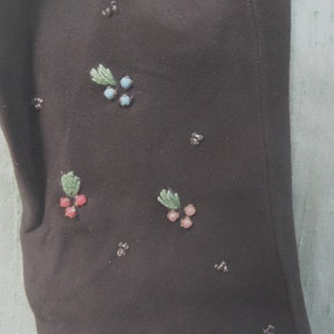Set stone and embroidered French black suede women&#39;s gloves /  wrist length / floral gloves Saks Fifth Ave France
