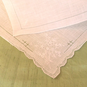 Embroidered and drawn work white linen handkerchief / vintage hankie