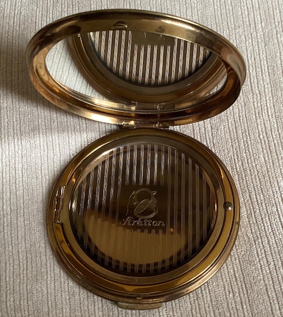 1950's Stratton Powder Compact rare design of toasts … - Gem