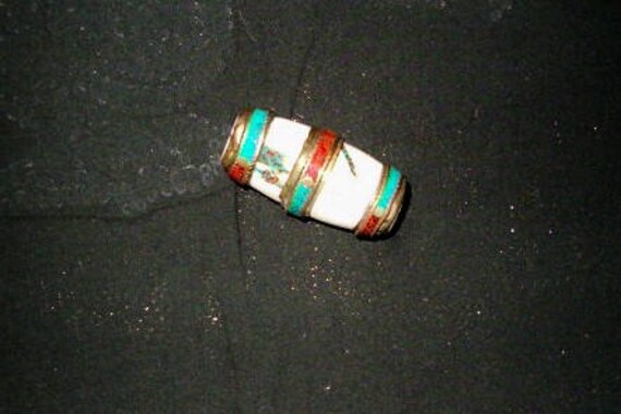 ancient tibetan dzi beads